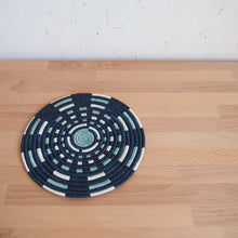 Load image into Gallery viewer, Nshili Trivet