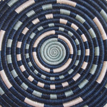 Load image into Gallery viewer, Nshili Trivet