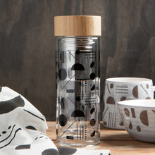 Load image into Gallery viewer, Domino Glass Tea Infuser Bottle