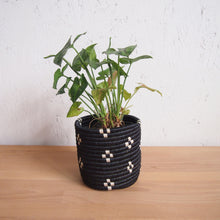 Load image into Gallery viewer, Ndora Basket Planters