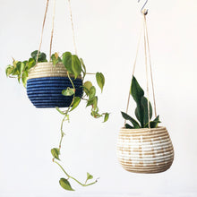 Load image into Gallery viewer, Hanging Woven Planter