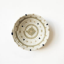 Load image into Gallery viewer, Kanama Small Bowl