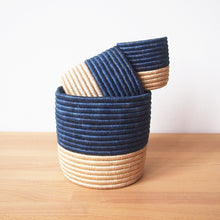 Load image into Gallery viewer, Island Basket Planters