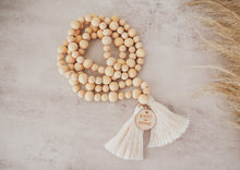 Load image into Gallery viewer, Natural Wood Bead Garland