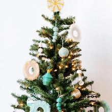 Load image into Gallery viewer, Traditional Wreath Ornament