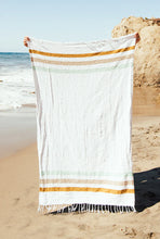 Load image into Gallery viewer, Sol Sustainable Throw Blanket