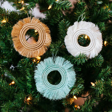Load image into Gallery viewer, Traditional Wreath Ornament