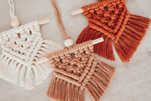 Load image into Gallery viewer, Mini Macrame Wall Hanging