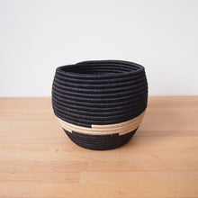 Load image into Gallery viewer, Honey Pot Basket: Kayenzi
