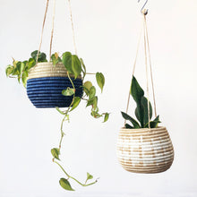 Load image into Gallery viewer, Hanging Woven Planter
