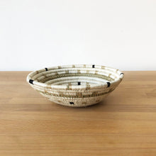 Load image into Gallery viewer, Kanama Small Bowl
