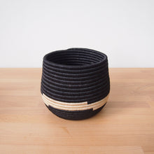 Load image into Gallery viewer, Honey Pot Basket: Kayenzi
